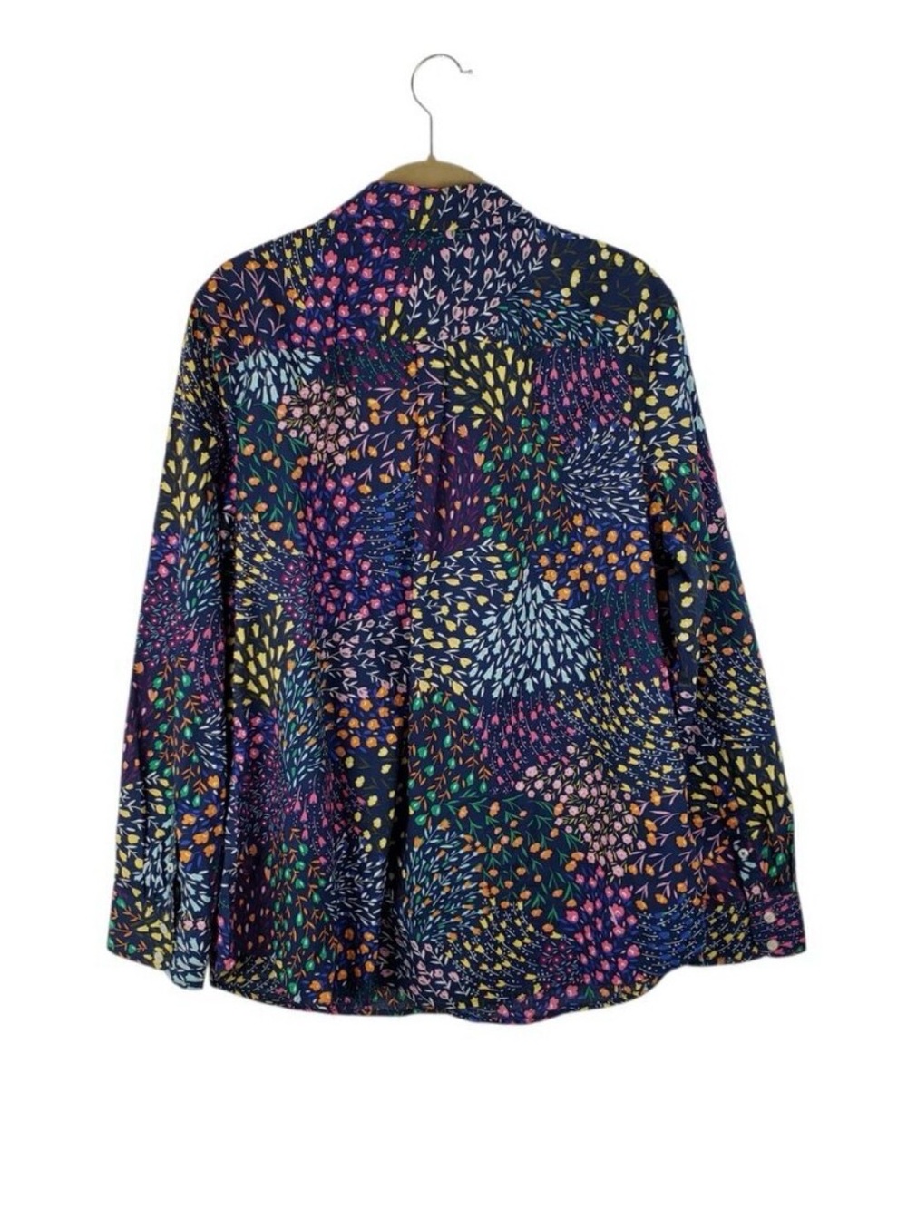 3 for $20 Sale: Talbots Navy Floral Buttondown- XL - Picture 2 of 6